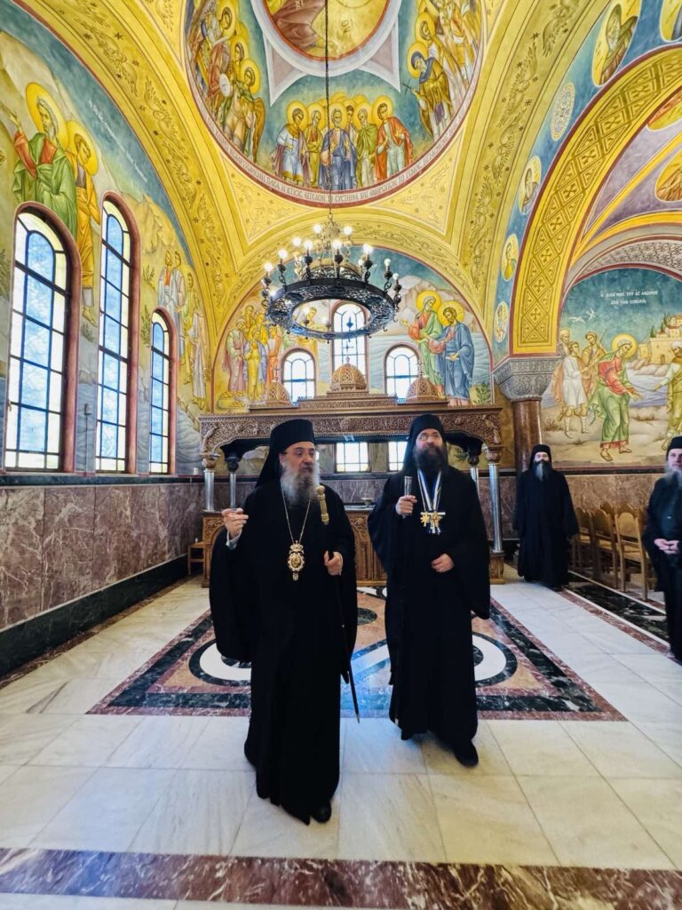 Η Ιερά Κοινότητα του Αγίου Όρους στην Μητρόπολη Πατρών ΦΩΤΟ 35 Η Ιερά Κοινότητα του Αγίου Όρους στην Μητρόπολη Πατρών ΦΩΤΟ