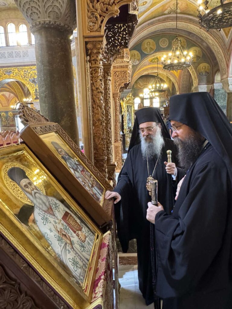 Η Ιερά Κοινότητα του Αγίου Όρους στην Μητρόπολη Πατρών ΦΩΤΟ 40 Η Ιερά Κοινότητα του Αγίου Όρους στην Μητρόπολη Πατρών ΦΩΤΟ