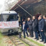 Αχαΐα: Κλείνουν δρόμους και κατασκηνώνουν στο Υπουργείο για το λουκέτο στον Οδοντωτό - Κλιμακώνουν τον αγώνα κάτοικοι σε Διακοπτό - Καλάβρυτα