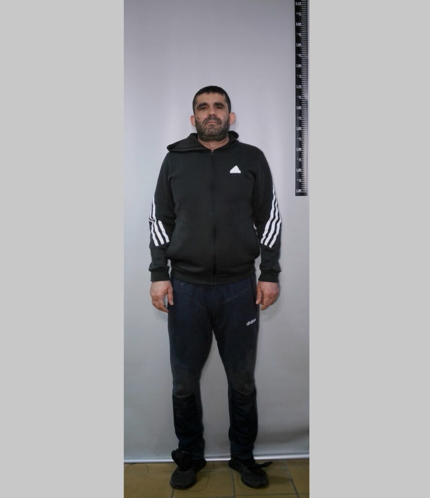 Αγρίνιο: Στη δημοσιότητα δραπέτες και έγκλειστος φυλακών για απόπειρα ληστείας στο Θέρμο ΦΩΤΟ 34 Αγρίνιο: Στη δημοσιότητα δραπέτες και έγκλειστος φυλακών για απόπειρα ληστείας στο Θέρμο ΦΩΤΟ