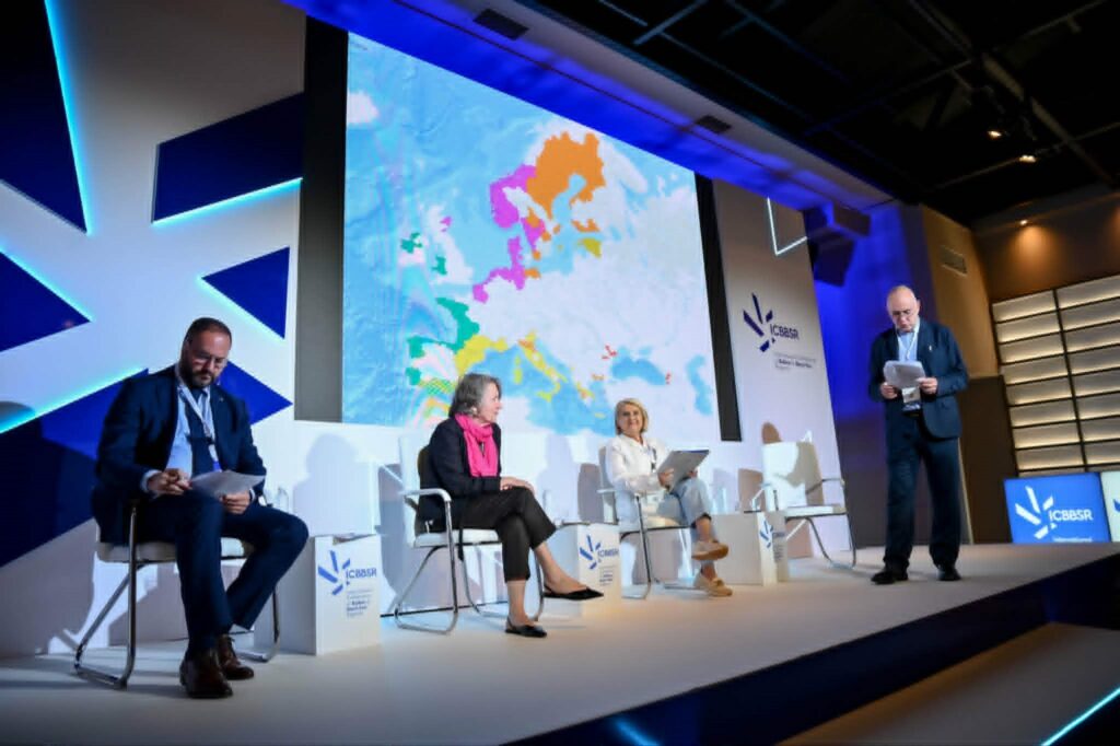 Πάτρα: Η Σοφία Βούλτεψη για τον τουρισμό, ως «παράγοντα ειρήνης» ΦΩΤΟ 29 Πάτρα: Η Σοφία Βούλτεψη για τον τουρισμό, ως «παράγοντα ειρήνης» ΦΩΤΟ