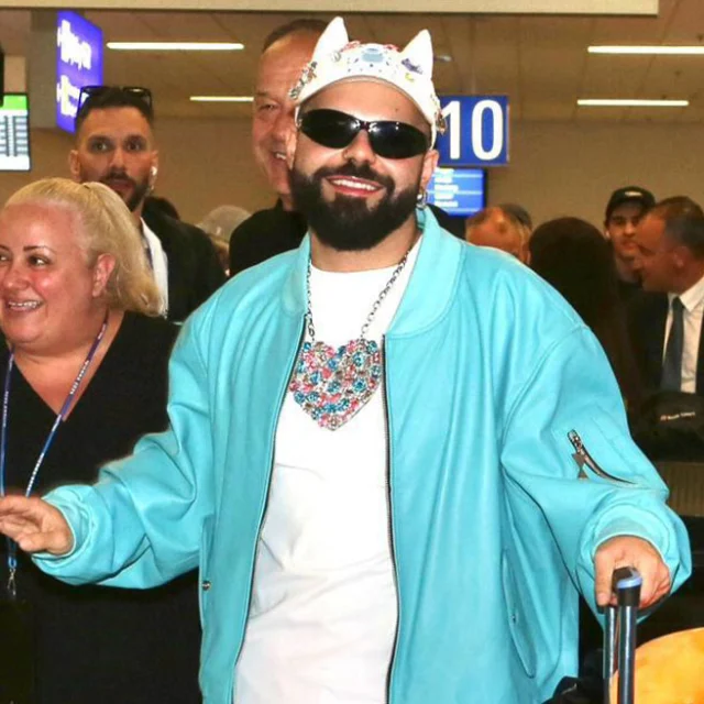 Στην Αθήνα συγκινημένος ο Ακύλας ΒΙΝΤΕΟ ΦΩΤΟ 33 Στην Αθήνα συγκινημένος ο Ακύλας ΒΙΝΤΕΟ ΦΩΤΟ