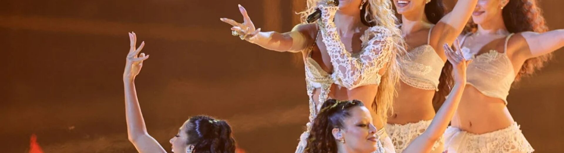 Eurovision 2026: Η Antigoni ξεσήκωσε τη Βιέννη με το «JALLA»