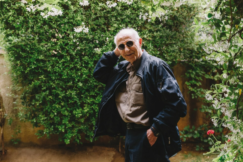 Πέθανε ο Δημήτρης Γκιώνης, συγγραφέας και δημοσιογράφος του πολιτιστικού ρεπορτάζ