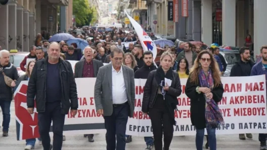 Πάτρα: Συμμετοχή στην δημοσιοϋπαλληλική απεργία ανακοίνωσε ο Δήμος 39 Πάτρα: Συμμετοχή στην δημοσιοϋπαλληλική απεργία ανακοίνωσε ο Δήμος