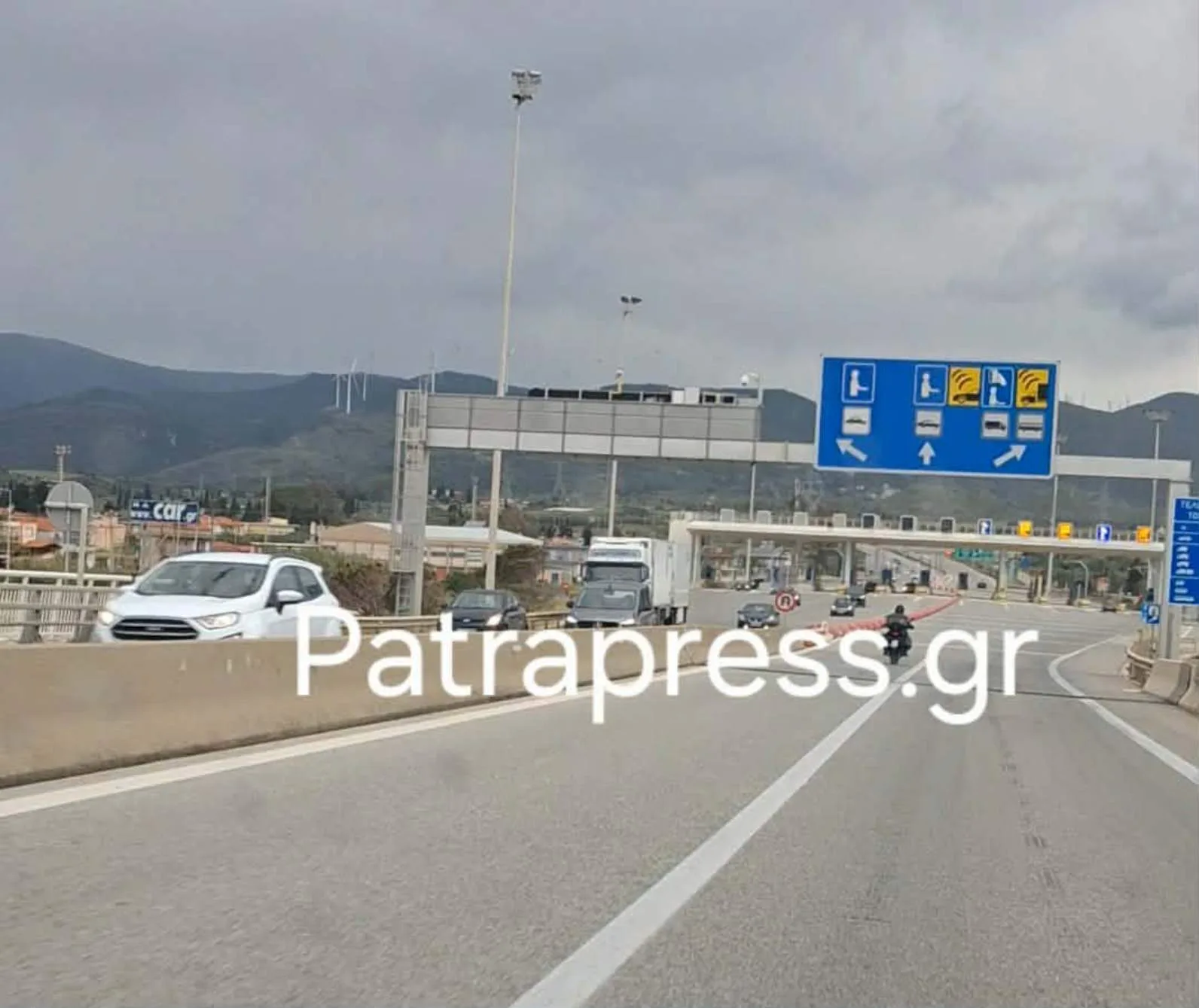 Επιστροφή εκδρομέων της Πρωτομαγιάς: Πώς εξελίσσεται σε Πατρών - Κορίνθου και Γέφυρα Ρίου - Αντιρρίου ΒΙΝΤΕΟ 4 Επιστροφή εκδρομέων της Πρωτομαγιάς: Πώς εξελίσσεται σε Πατρών - Κορίνθου και Γέφυρα Ρίου - Αντιρρίου ΒΙΝΤΕΟ