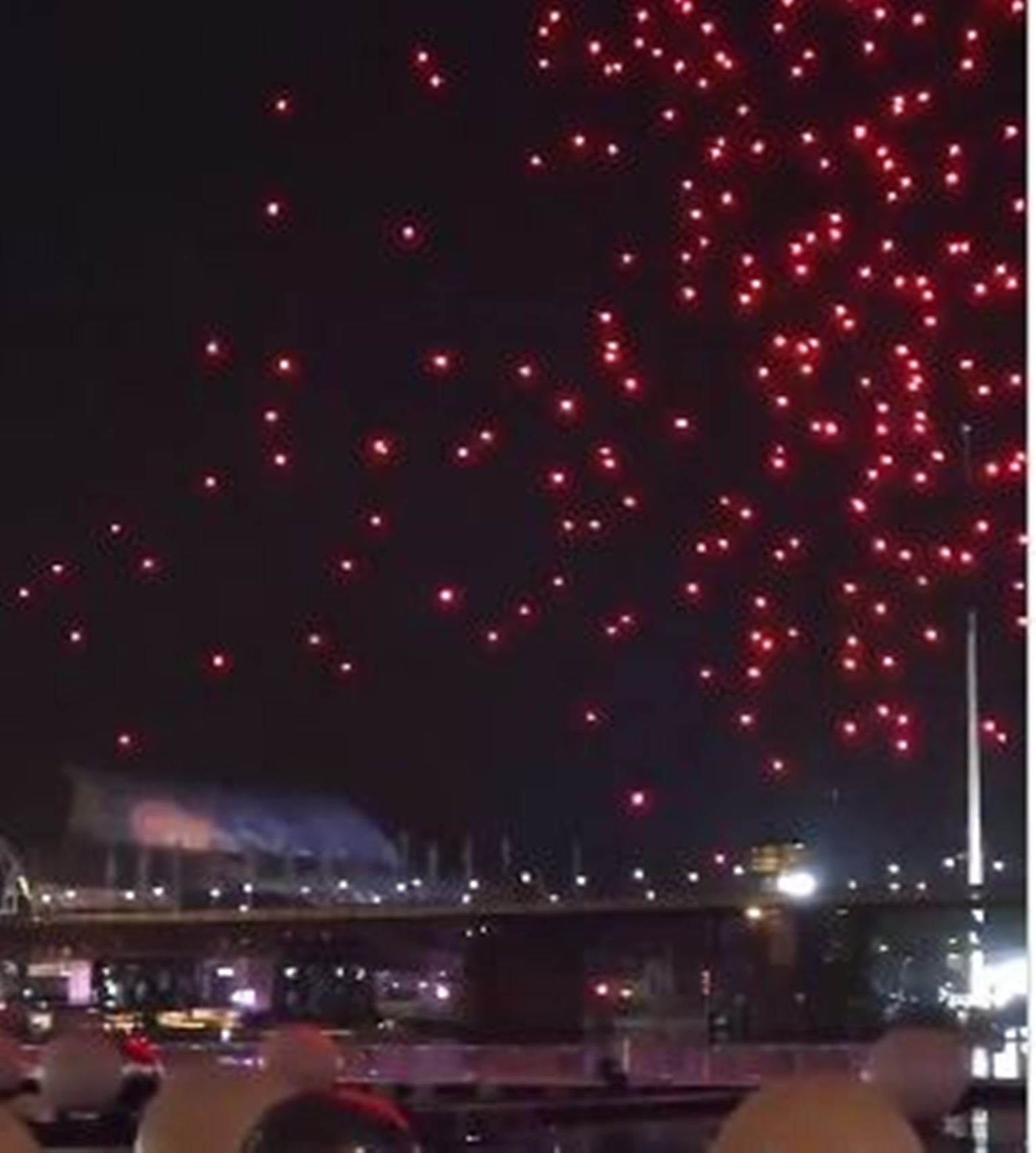 Αυστραλία: Τι συνέβη και δεκάδες drones κατέληξαν στη θάλασσα! ΒΙΝΤΕΟ