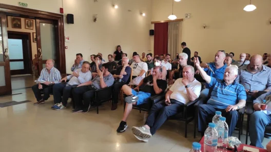 Πάτρα: Μετεκλογικός αναβρασμός στον Εμπορικό Σύλλογο με ΝΔ και ΠΑΣΟΚ 41 Πάτρα: Μετεκλογικός αναβρασμός στον Εμπορικό Σύλλογο με ΝΔ και ΠΑΣΟΚ