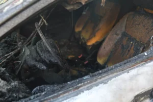 Πάτρα: Εμπρησμός η φωτιά σε οχήματα στο Ρίο - Η «σύνδεση» με πρόσφατους πυροβολισμούς
