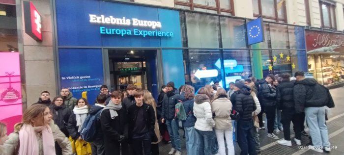 Tα ΓΕΛ Κλειτορίας και Λουσικών στη Βιέννη σε ρόλο πρέσβεων 32 Tα ΓΕΛ Κλειτορίας και Λουσικών στη Βιέννη σε ρόλο πρέσβεων