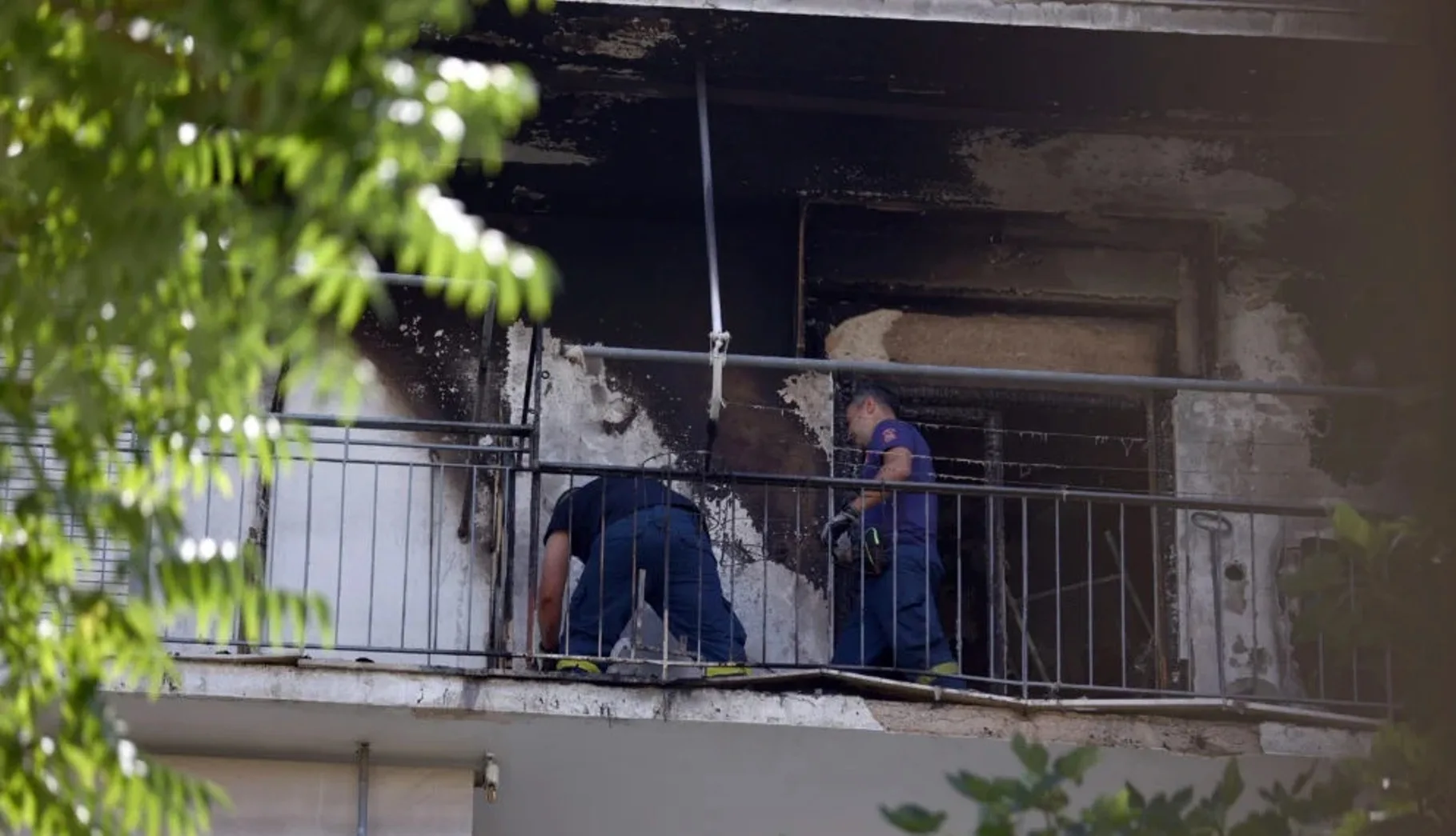 Χαλκιδική: Στις φλόγες τρία σπίτια στον Νέο Μαρμαρά