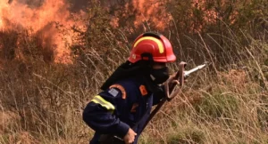 Πυροσβεστική: Ποιες περιοχές έχουν πολύ υψηλό κίνδυνο πυρκαγιάς αύριο - ΧΑΡΤΗΣ
