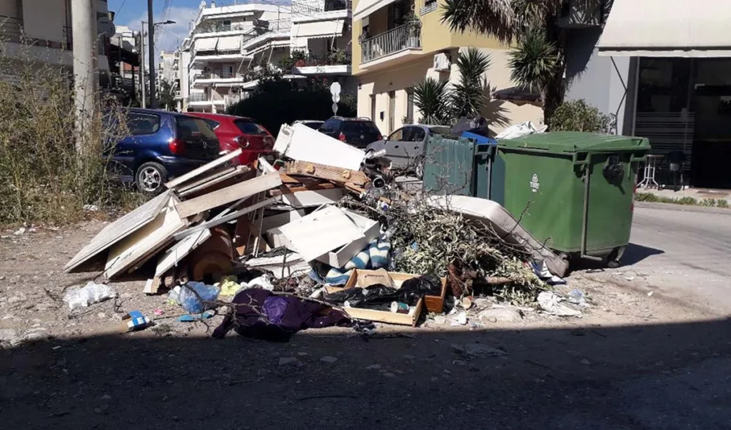 Πάτρα: «Καμπάνες» σε δημότες για τα σκουπίδια – Επιβλήθηκαν τα πρώτα πρόστιμα - Ο Μ.Αναστασίου στο Patrapress.gr 29 Πάτρα: «Καμπάνες» σε δημότες για τα σκουπίδια – Επιβλήθηκαν τα πρώτα πρόστιμα - Ο Μ.Αναστασίου στο Patrapress.gr