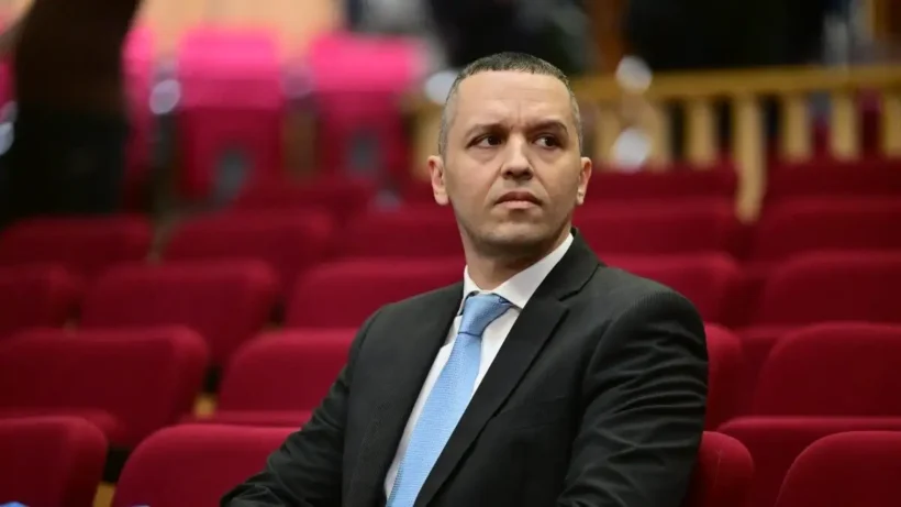 Κασιδιάρης