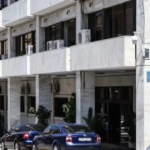 Πάτρα: Την ώρα που ο Χρυσοχοΐδης κουνά το δάκτυλο αλλού...χωρίς ηλεκτρονικό σύστημα ελέγχου εισόδου το Αστυνομικό Μέγαρο - Τι απαντά η ΕΛΑΣ στο patrapress.gr
