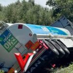 Ηλεία: Aνατροπή βυτιοφόρου με διαρροή καυσίμου ΦΩΤΟ