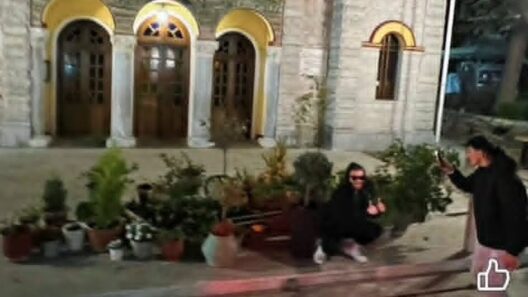 Το έθιμο της «κλοπής» των Μάηδων στα Καλάβρυτα ΦΩΤΟ