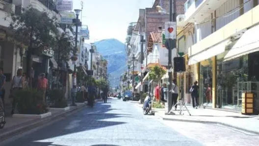Αίγιο: Ανακοίνωση των Εμπόρων για την πεζοδρόμηση της Κλ.Οικονόμου και την οικονομική αιμορραγία