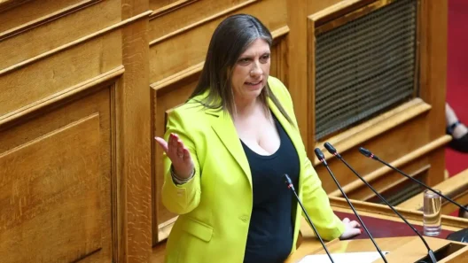 Κωνσταντοπούλου: Πέντε δικογραφίες εις βάρος της στη Βουλή, ελέγχεται για σοβαρές αξιόποινες πράξεις 37 Κωνσταντοπούλου: Πέντε δικογραφίες εις βάρος της στη Βουλή, ελέγχεται για σοβαρές αξιόποινες πράξεις
