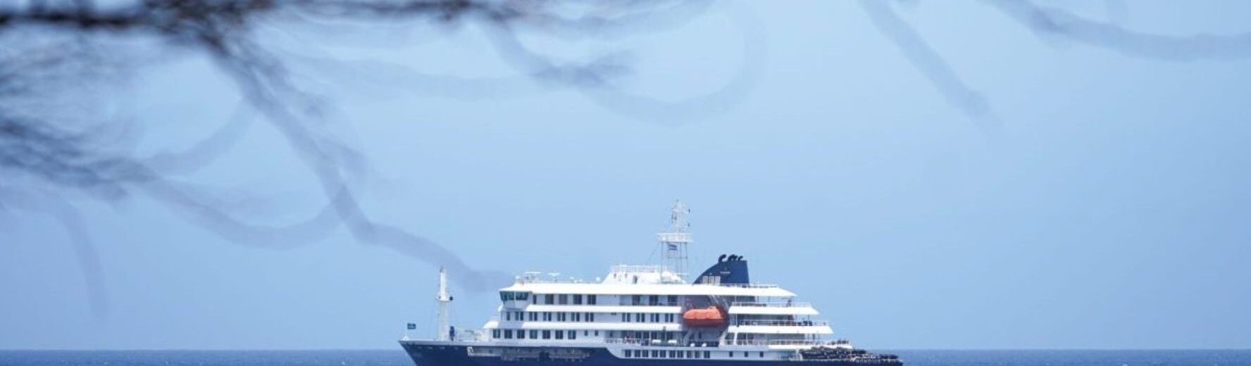 Κανάρια Νήσοι: Αρνηση για ελλημενισμό του κρουαζιερόπλοιου με κρούσματα χανταΐού