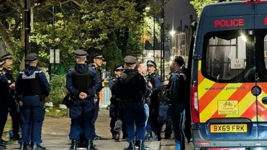 Τέσσερις τραυματίες ένας σοβαρά από πυροβολισμούς στο Λονδίνο ΒΙΝΤΕΟ