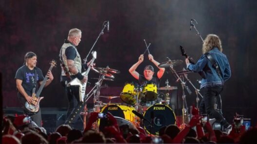 Χαμός στο ΟΑΚΑ: Οι Metallica τα «έσπασαν» με Ζορμπά! ΒΙΝΤΕΟ 43 Χαμός στο ΟΑΚΑ: Οι Metallica τα «έσπασαν» με Ζορμπά! ΒΙΝΤΕΟ