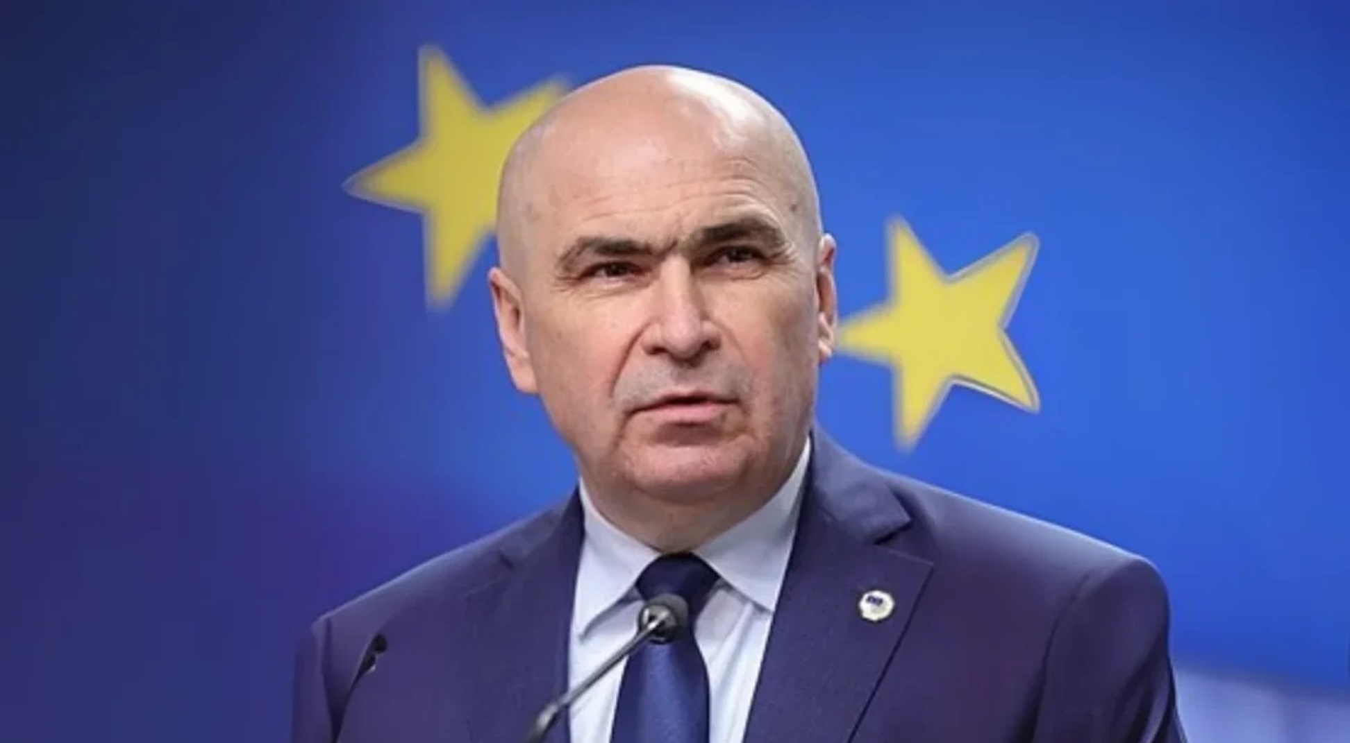 Πολιτική κρίση στη Ρουμανία - Κατέρρευσε η κυβέρνηση του Μπολοζάν 4 Πολιτική κρίση στη Ρουμανία - Κατέρρευσε η κυβέρνηση του Μπολοζάν