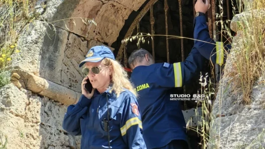 Ναύπλιο: Νεαρός εγκλωβίστηκε στην Πύλη των Τόρων ΒΙΝΤΕΟ