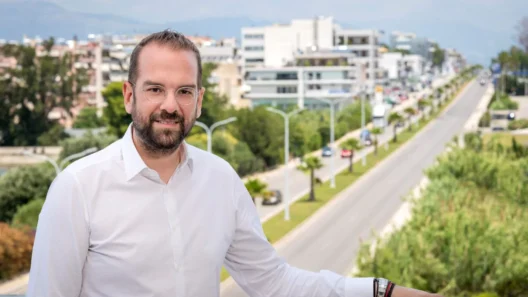 «Αναβαθμίζουμε την ασφάλεια» 38 «Αναβαθμίζουμε την ασφάλεια»