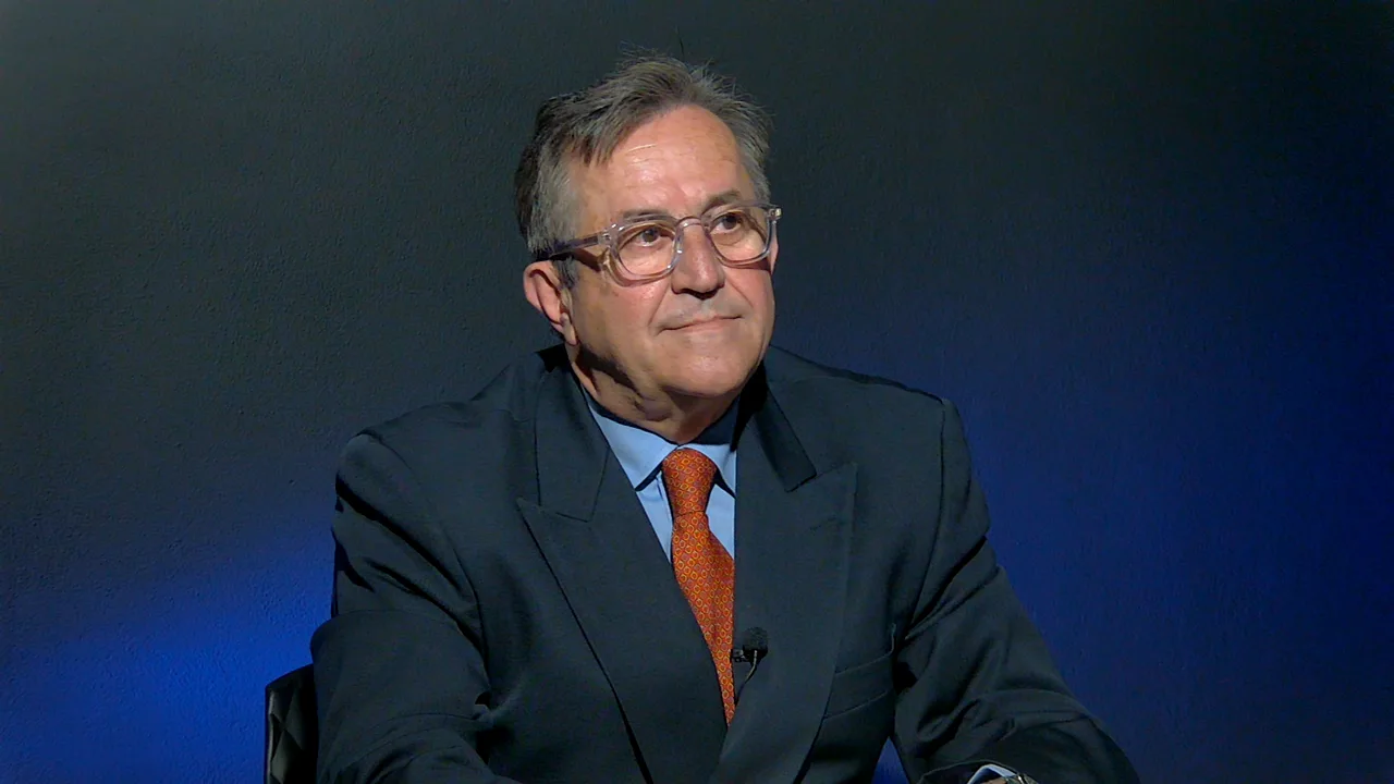 «Υπάρχει ρήξη»