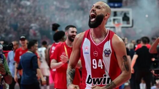 Μπάσκετ: «Βασιλιάς» της Ευρώπης ο Ολυμπιακός - «Λύγισε» τη Ρεάλ 36 Μπάσκετ: «Βασιλιάς» της Ευρώπης ο Ολυμπιακός - «Λύγισε» τη Ρεάλ