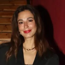 Παπουτσάκη