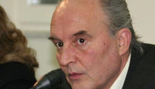 «Ο Δήμος Αιγιάλειας σε ελέυθερη πτώση» 36 «Ο Δήμος Αιγιάλειας σε ελέυθερη πτώση»