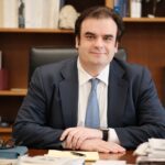 Επιδόματα: Ενίσχυση 300 ευρώ σε χήρες