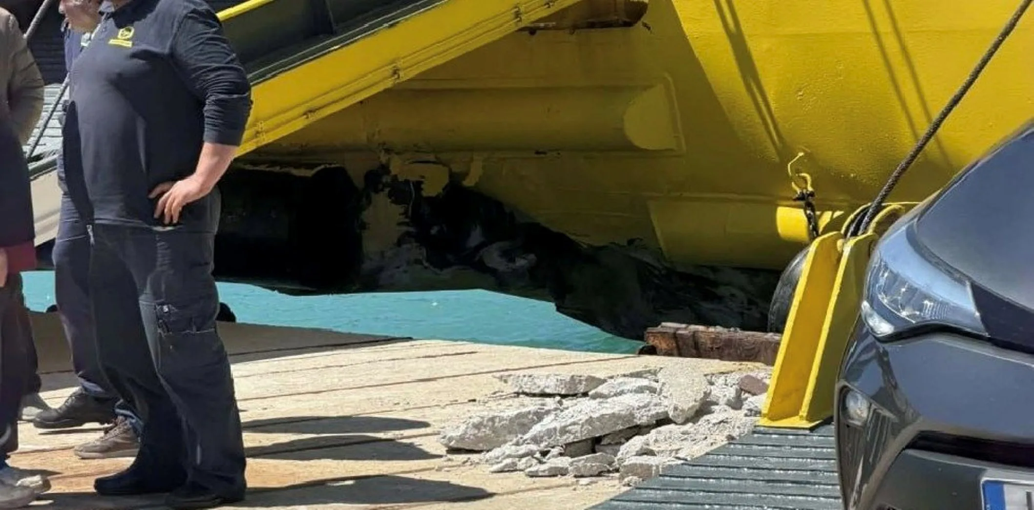 Πρόσκρουση πλοίου στη Ζάκυνθο λόγω καιρού - Η ανακοίνωση