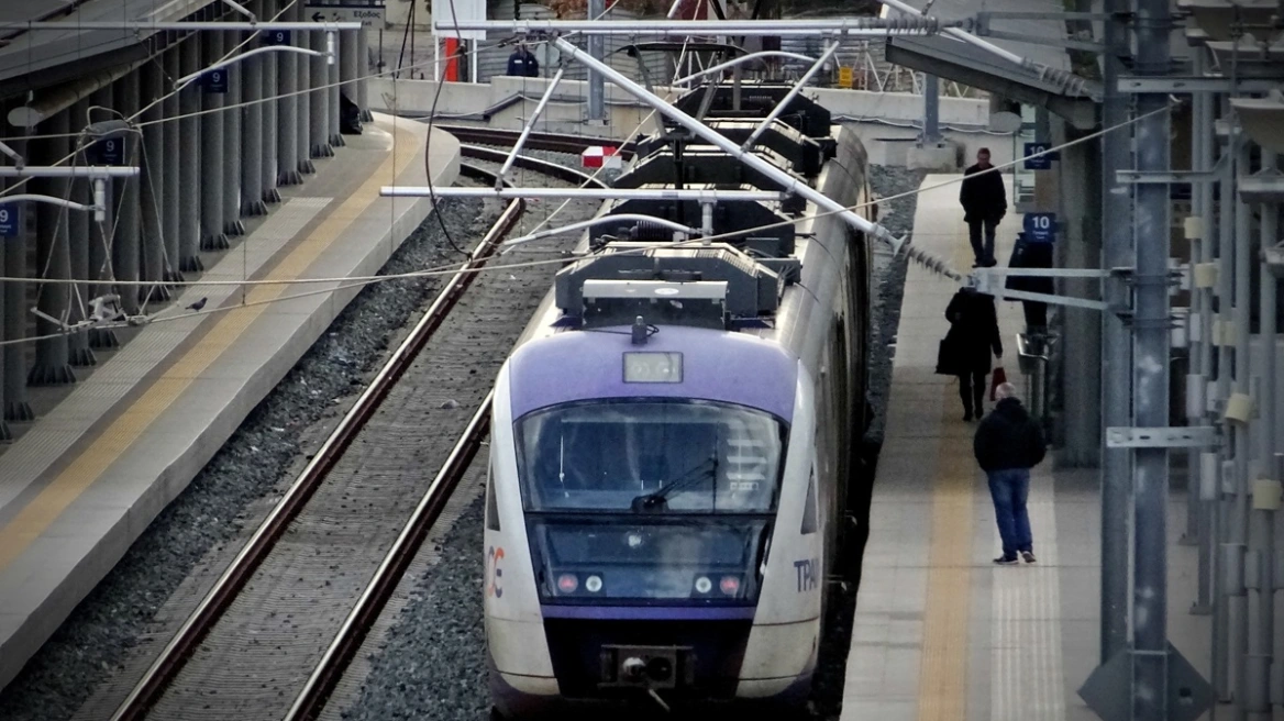 Κιάτο: Διακόπηκαν για μία ώρα τα δρομολόγια του Προαστιακού 4 Κιάτο