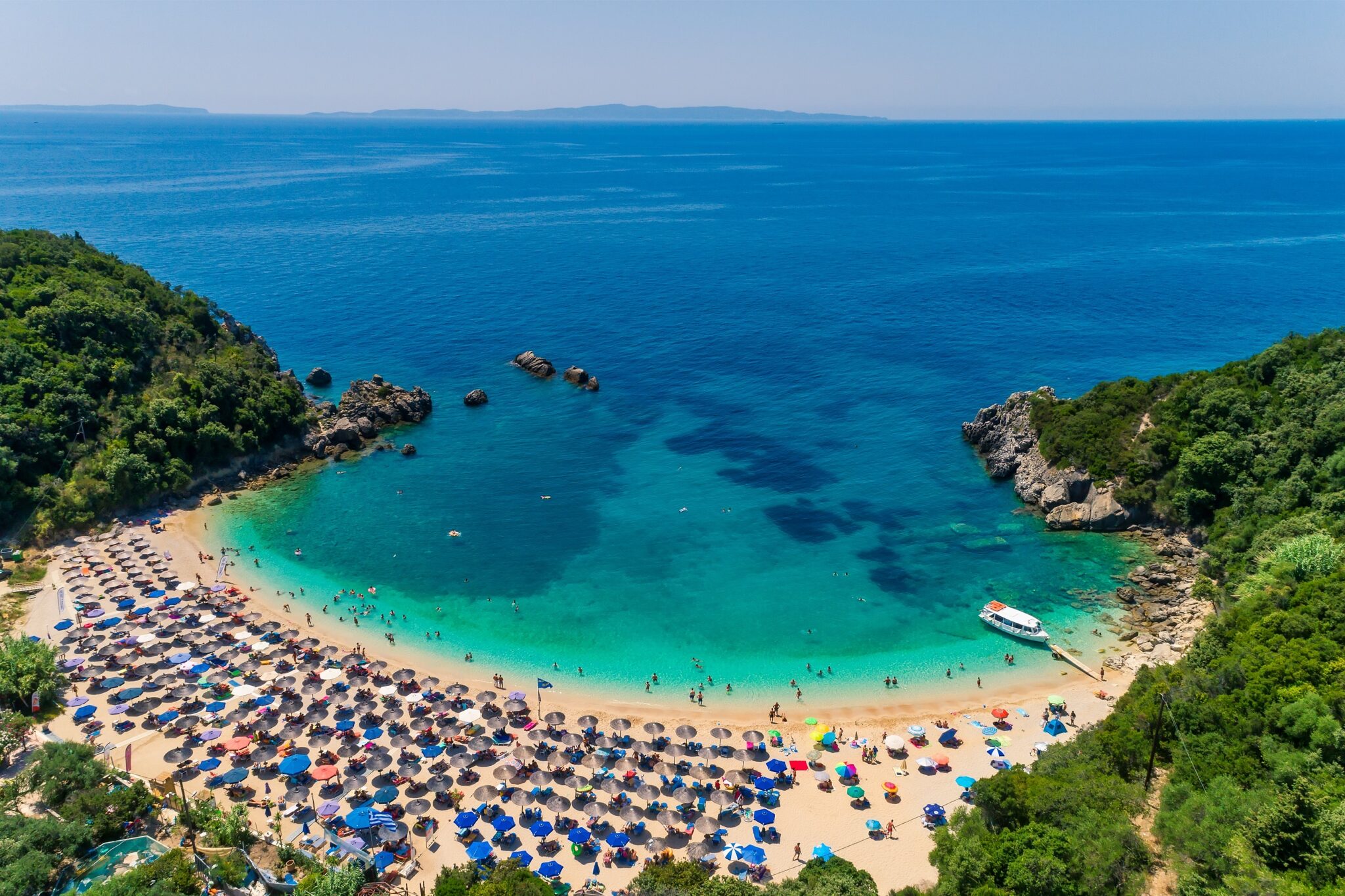 Η Κουρούτα ανάμεσα στις χαρισματικές παραλίες της Πελοποννήσου