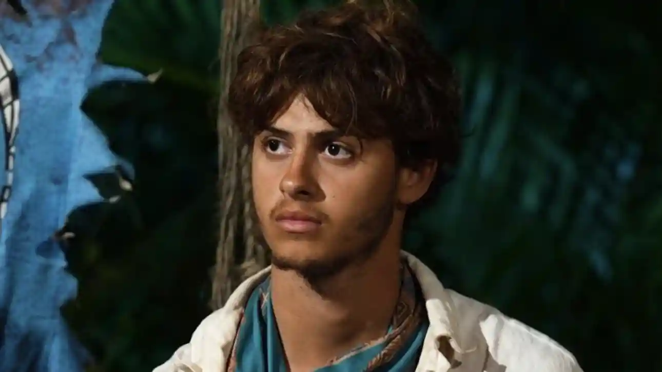 Σοβαρό ατύχημα για παίκτη του Survivor - Αναστέλλεται η τηλεοπτική μετάδοση 11 Σοβαρό ατύχημα για παίκτη του Survivor – Αναστέλλεται η τηλεοπτική μετάδοση