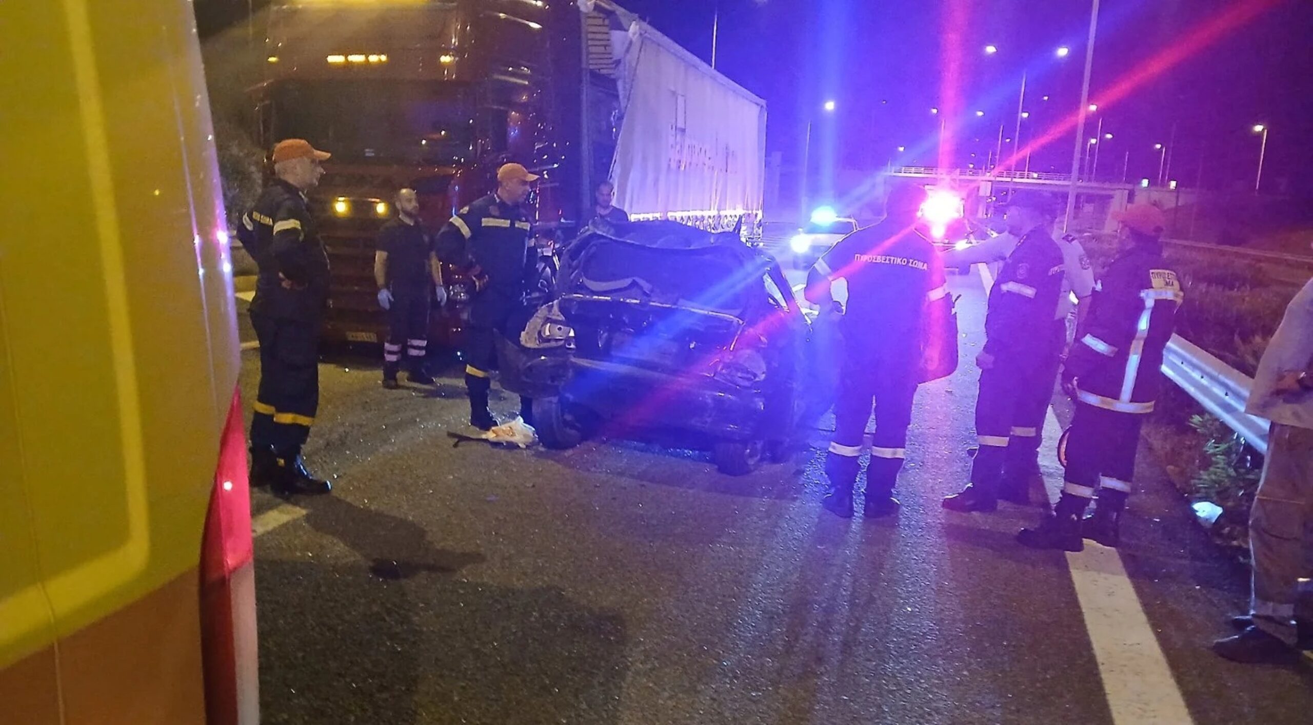 Ιόνια Οδός: Νεκρός οδηγός, έκανε όπισθεν και παρασύρθηκε από νταλίκα ΦΩΤΟ - ΒΙΝΤΕΟ
