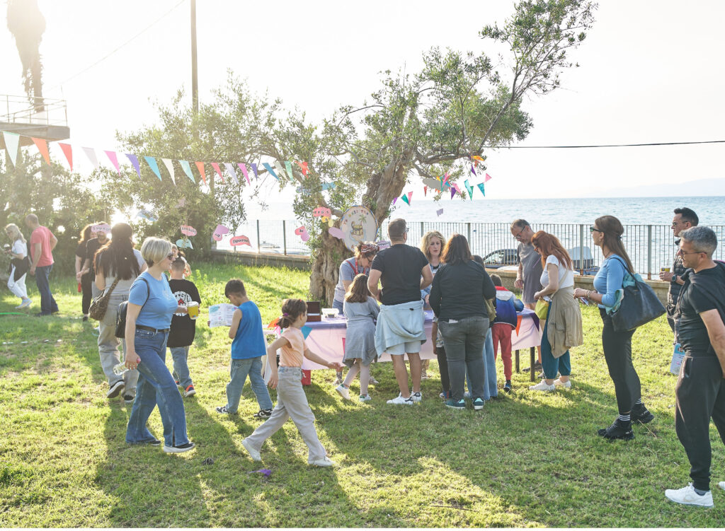 Εκδήλωση με τίτλο «Οικογένειες Μαζί: Μεγαλώνουμε σε ένα Σπίτι με Αξίες» στα Ροίτικα ΦΩΤΟ 28 Εκδήλωση με τίτλο «Οικογένειες Μαζί: Μεγαλώνουμε σε ένα Σπίτι με Αξίες» στα Ροίτικα ΦΩΤΟ