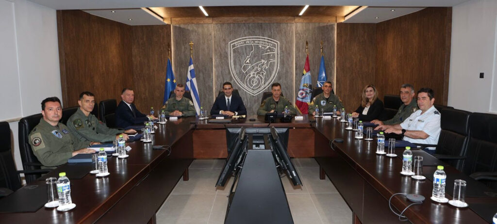 «Αμέριστη εμπιστοσύνη στις Ένοπλες Δυνάμεις»