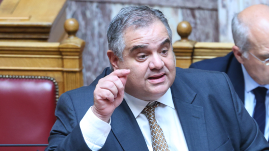 Βασίλης Σπανάκης: Τα Προσφυγικά θα γίνουν κοινωνικές κατοικίες για ευάλωτους πολίτες 37 Βασίλης Σπανάκης: Τα Προσφυγικά θα γίνουν κοινωνικές κατοικίες για ευάλωτους πολίτες