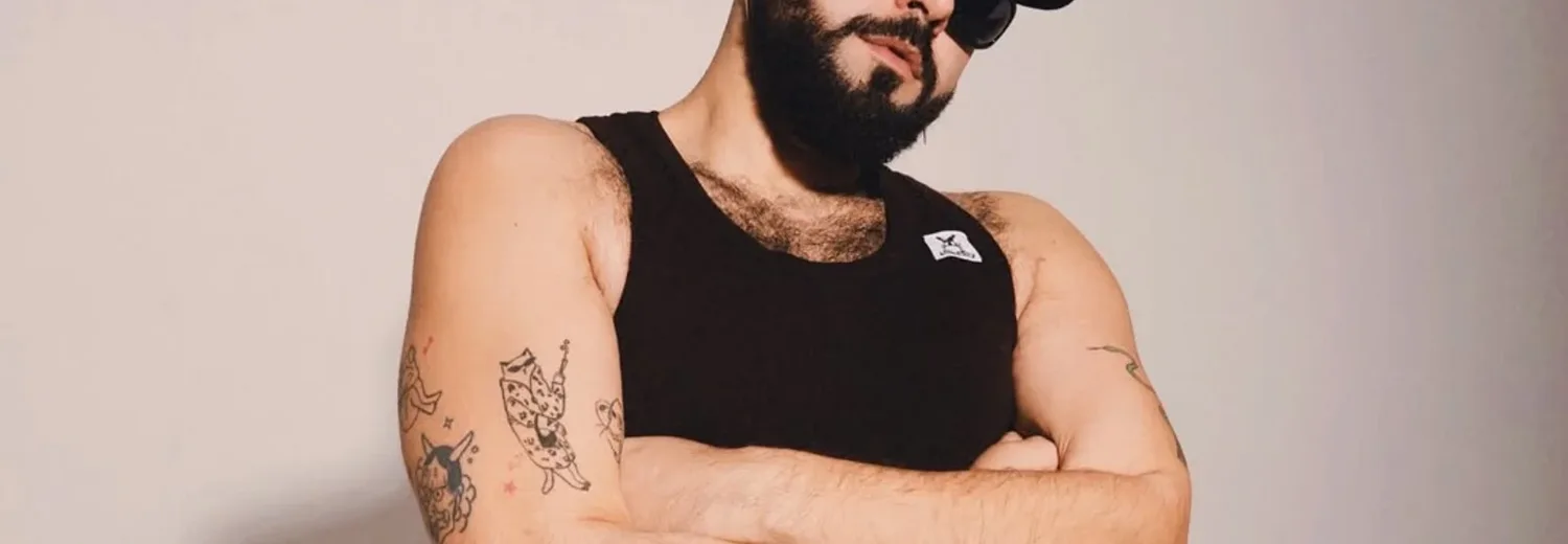 Eurovision 2026: Πώς υποδέχθηκαν τον Ακύλα και την ελληνική αποστολή στην Βιέννη