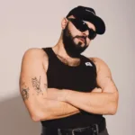 Eurovision 2026: Πώς υποδέχθηκαν τον Ακύλα και την ελληνική αποστολή στην Βιέννη