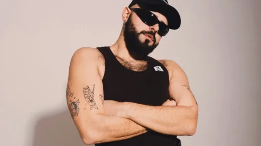 Eurovision 2026: Πώς υποδέχθηκαν τον Ακύλα και την ελληνική αποστολή στην Βιέννη