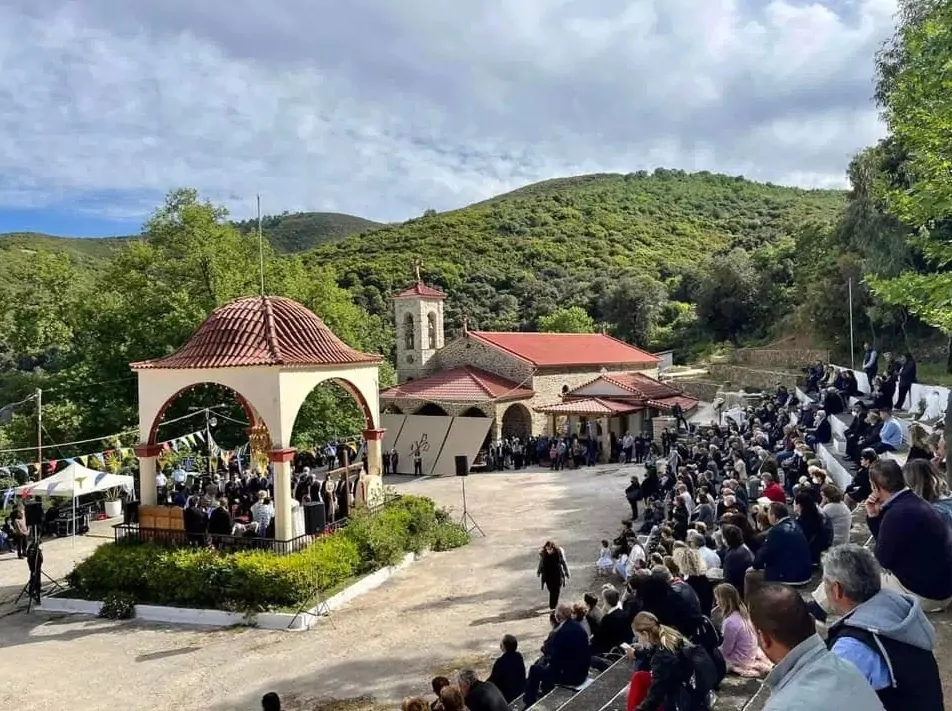 Προσκύνημα στον Άγιο Νικόλαο στα Σπάτα ΦΩΤΟ 34 Προσκύνημα στον Άγιο Νικόλαο στα Σπάτα ΦΩΤΟ