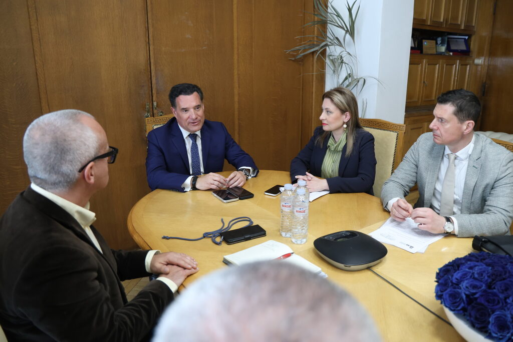 Πάτρα: Αλεξοπούλου με Αδωνι- Πιο αξιόπιστες υπηρεσίες φροντίδας στο Πανεπιστημιακό Νοσοκομείο ΦΩΤΟ 30 Πάτρα: Αλεξοπούλου με Αδωνι- Πιο αξιόπιστες υπηρεσίες φροντίδας στο Πανεπιστημιακό Νοσοκομείο ΦΩΤΟ
