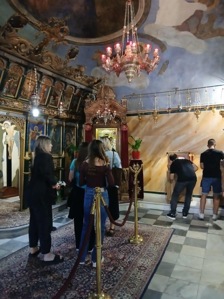Ο Ιερώνυμος ευχήθηκε στους μαθητές επιτυχία στις εξετάσεις ΦΩΤΟ 29 Ο Ιερώνυμος ευχήθηκε στους μαθητές επιτυχία στις εξετάσεις ΦΩΤΟ