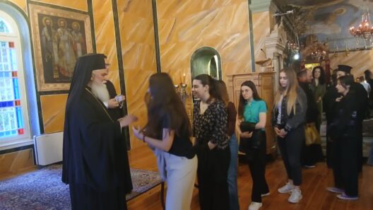 Ο Ιερώνυμος ευχήθηκε στους μαθητές επιτυχία στις εξετάσεις ΦΩΤΟ 50 Ο Ιερώνυμος ευχήθηκε στους μαθητές επιτυχία στις εξετάσεις ΦΩΤΟ