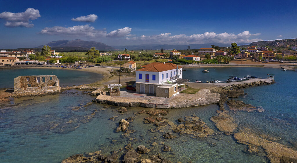 Το άγνωστο ψαροχώρι της Πελοποννήσου που πήρε το όνομά του από… ένα δέντρο! 6 Το άγνωστο ψαροχώρι της Πελοποννήσου που πήρε το όνομά του από… ένα δέντρο!
